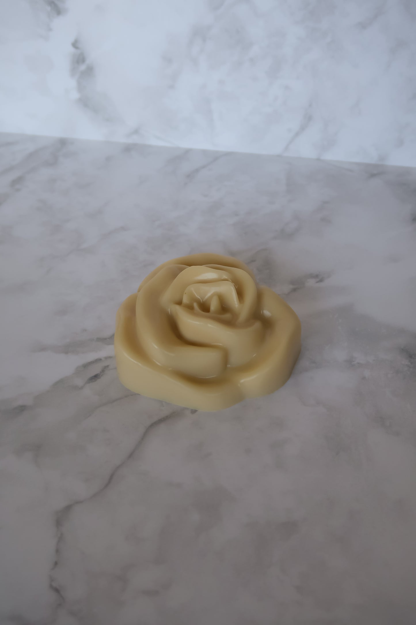 She Blooms | Soap Bar with Jasmine Fragrance & Multani Mitti Powder